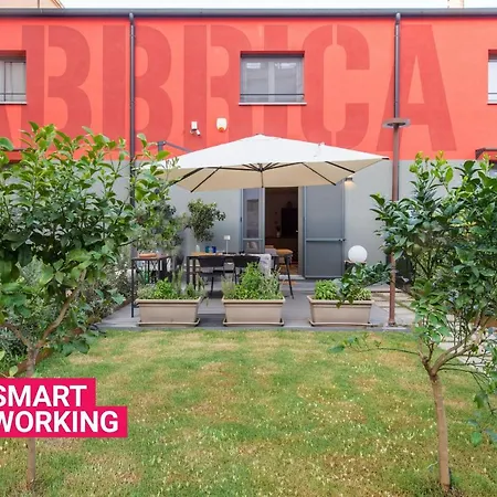 Casa Con Giardino All'ex Fabbrica Di Pomodoro * باليرمو